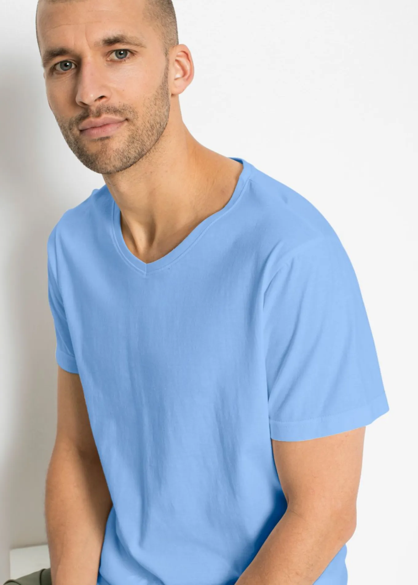 Camiseta con escote en V (5 unidades)