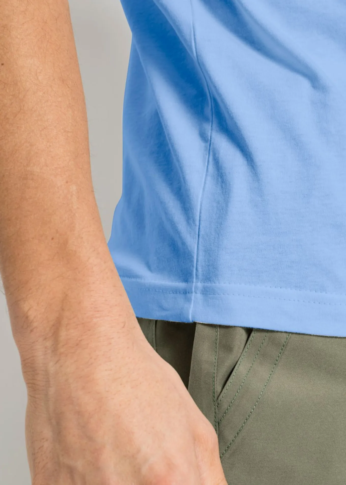 Camiseta con escote en V (5 unidades)