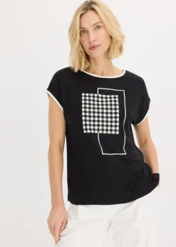 Camiseta con estampado colocado y ribete en contraste