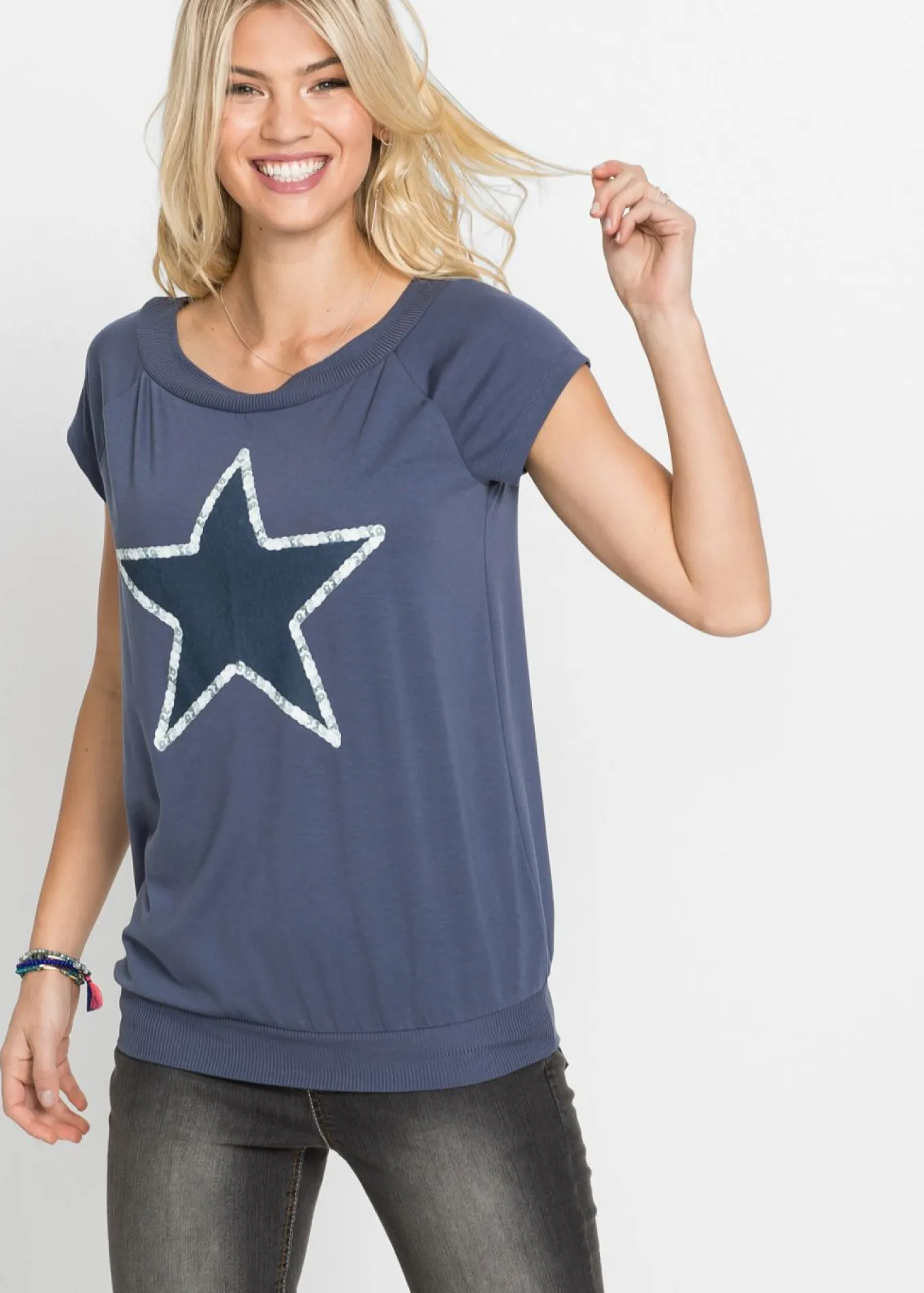 Camiseta con estampado de estrellas