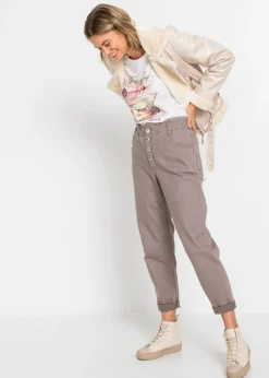 Camiseta con estampado de plumas