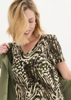 Camiseta con goma elástica