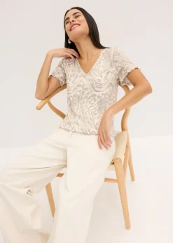 Camiseta con goma elástica
