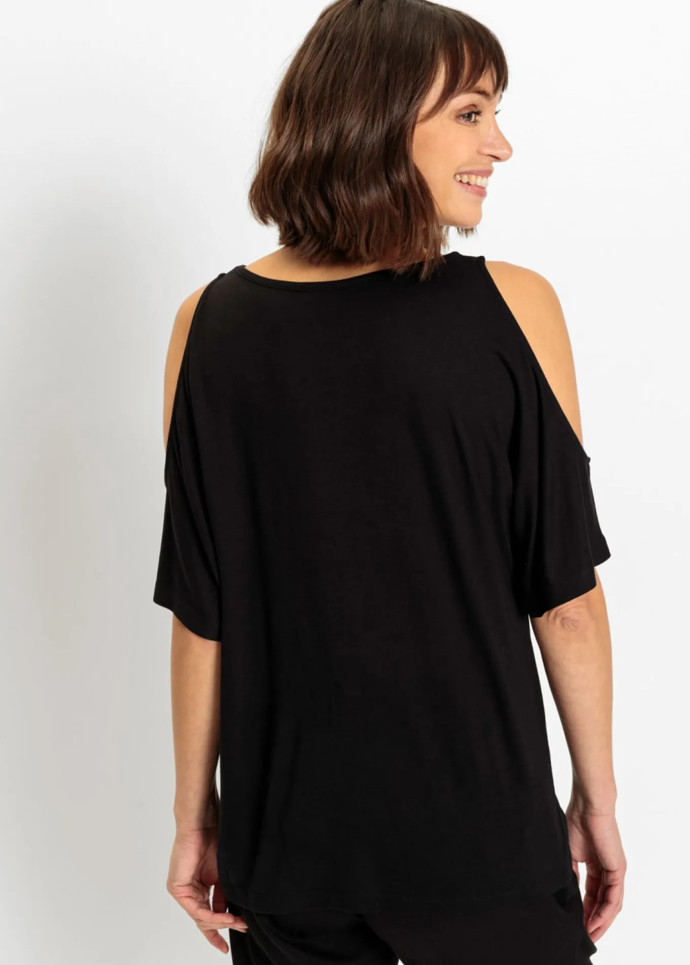 Camiseta con hombros al descubierto de viscosa