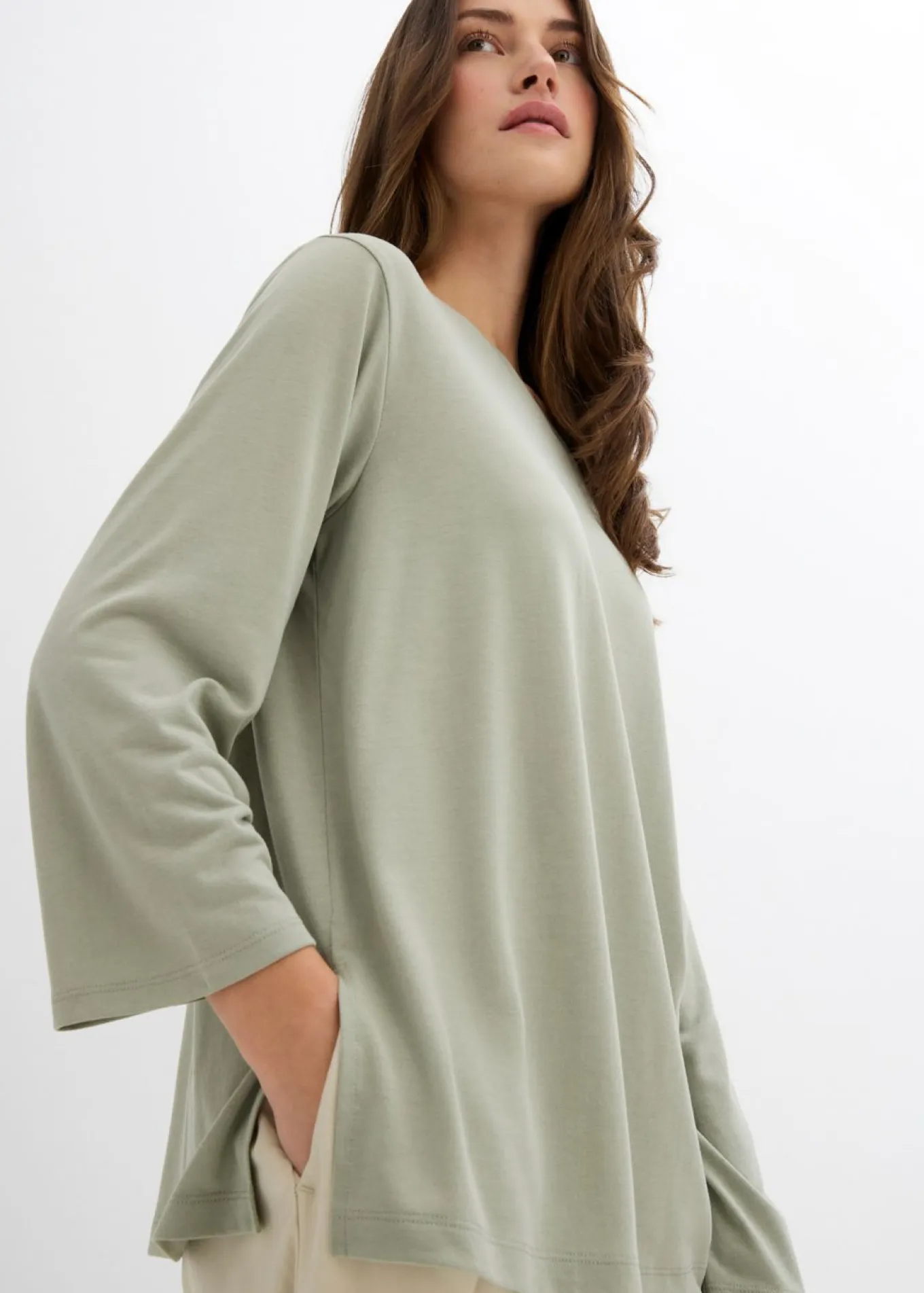 Camiseta con hombros descubiertos de suave mezcla de modal