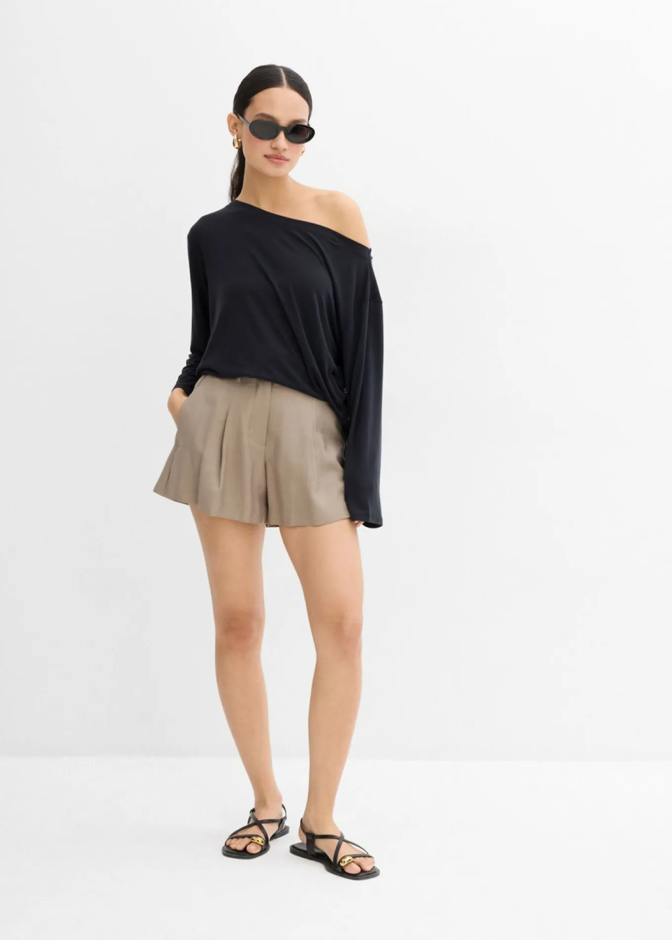 Camiseta con hombros descubiertos de suave mezcla de modal