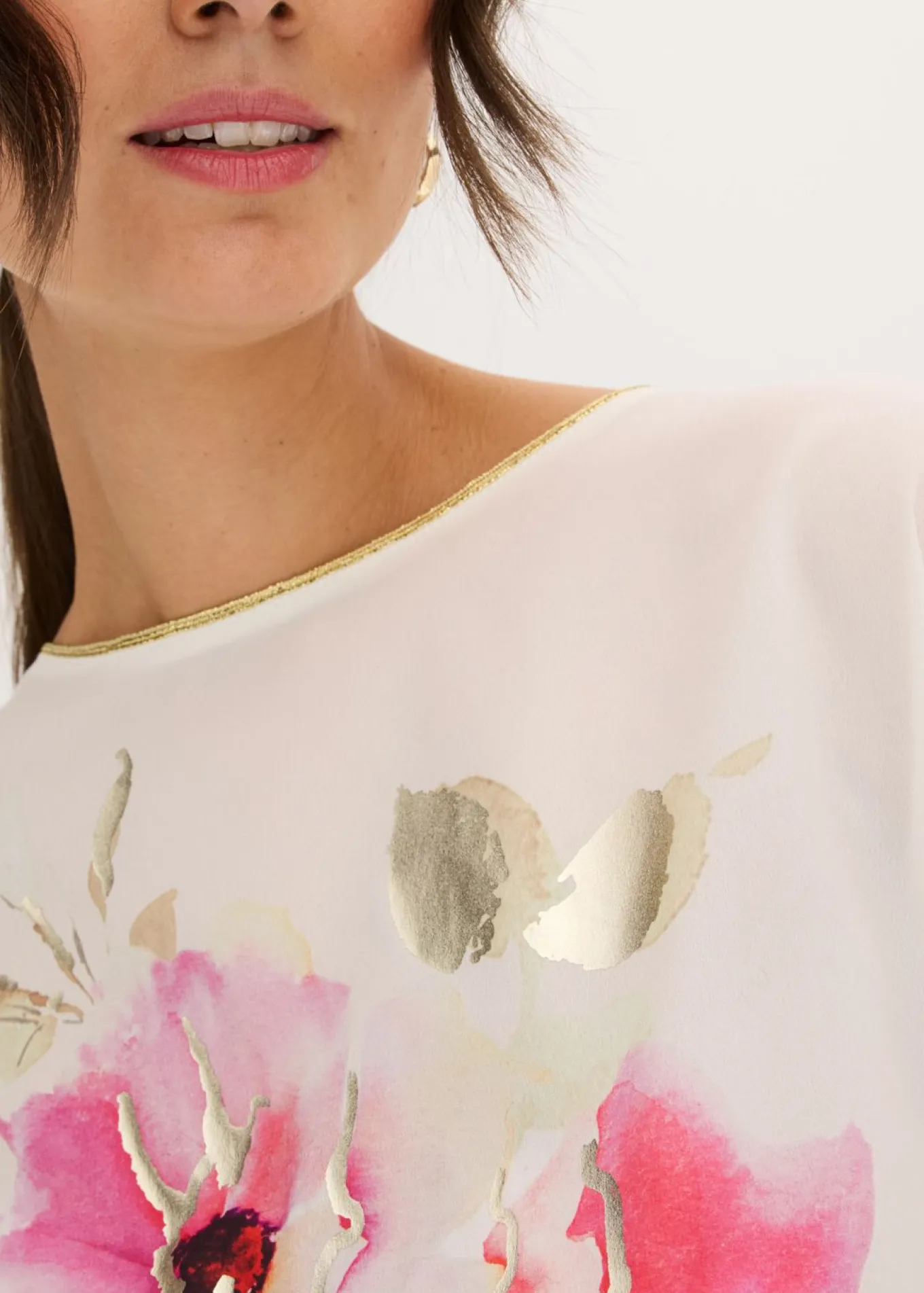 Camiseta con inserto de malla
