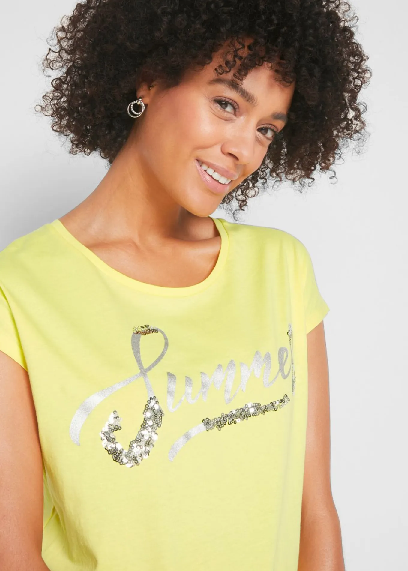 Camiseta con lentejuelas