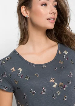 Camiseta con mariposas
