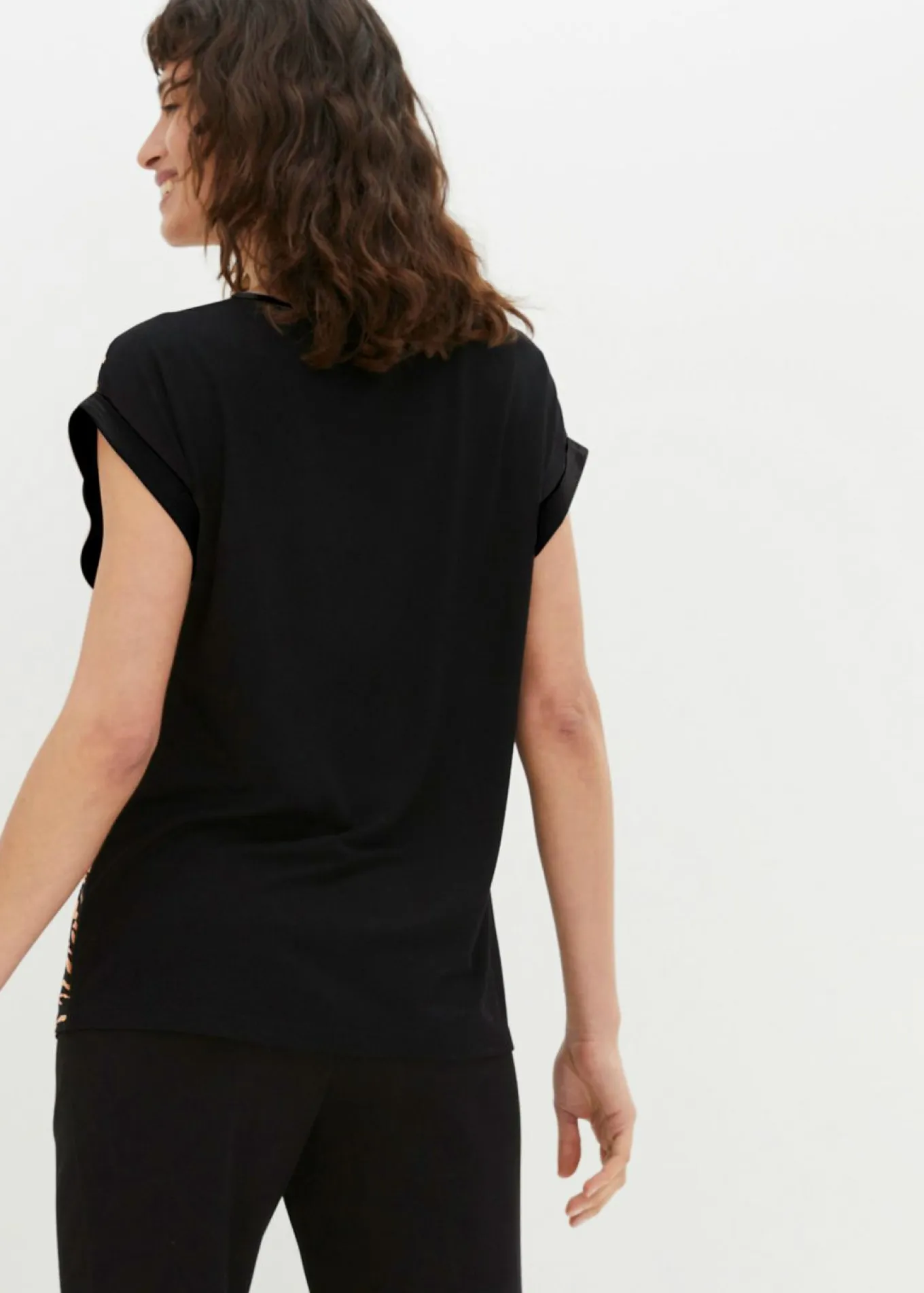 Camiseta con parches