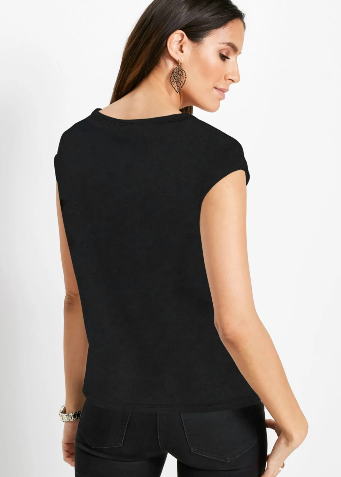 Camiseta con patrón de flores