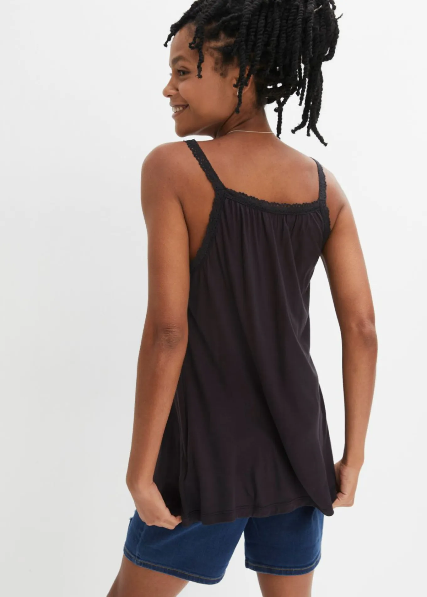 Camiseta con ribete de encaje