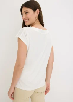 Camiseta con ribete de satén