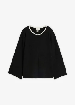 Camiseta con ribete en contraste