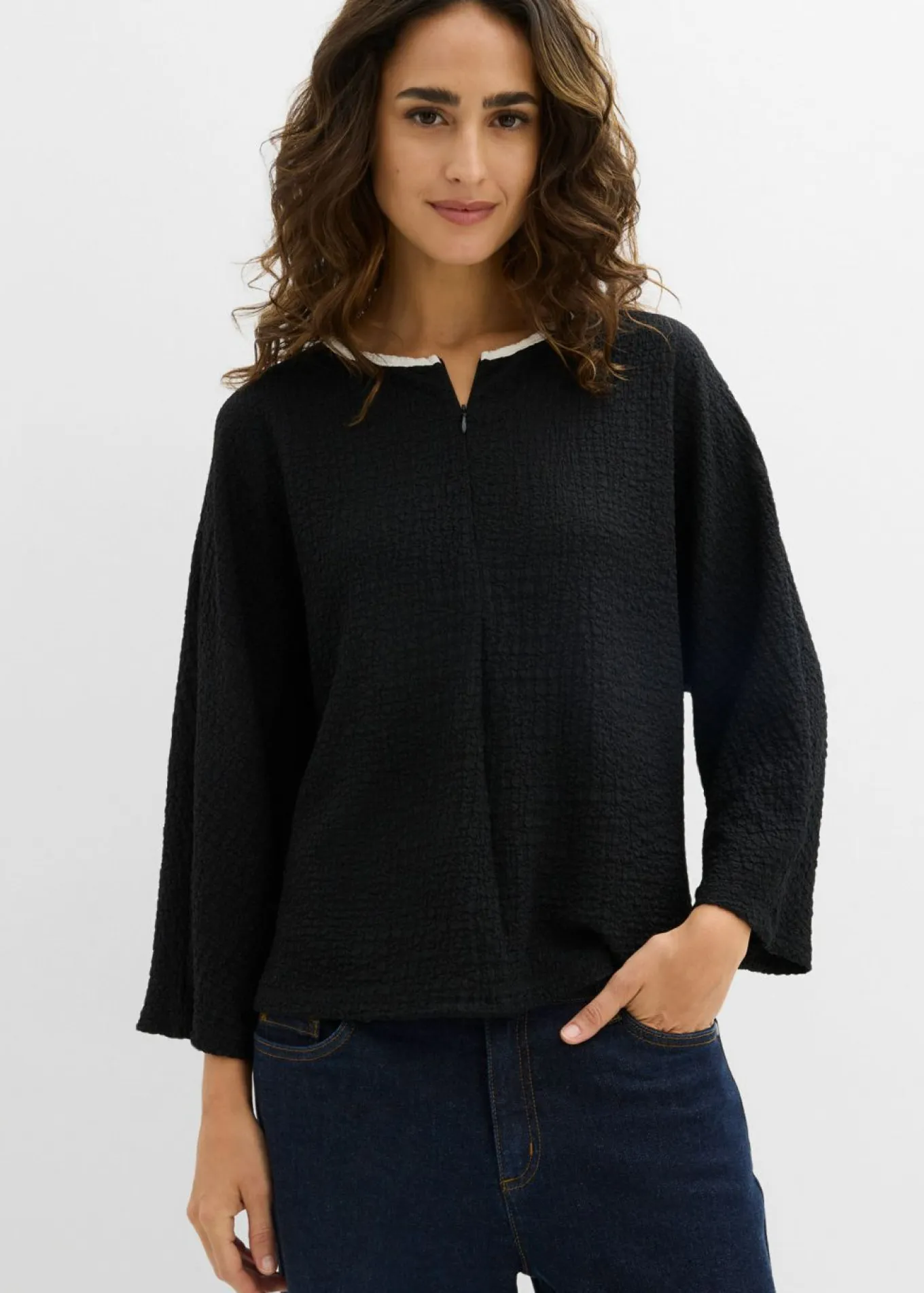 Camiseta con ribete en contraste