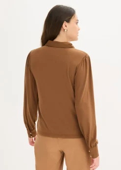 Camiseta con viscosa y lazo de satén