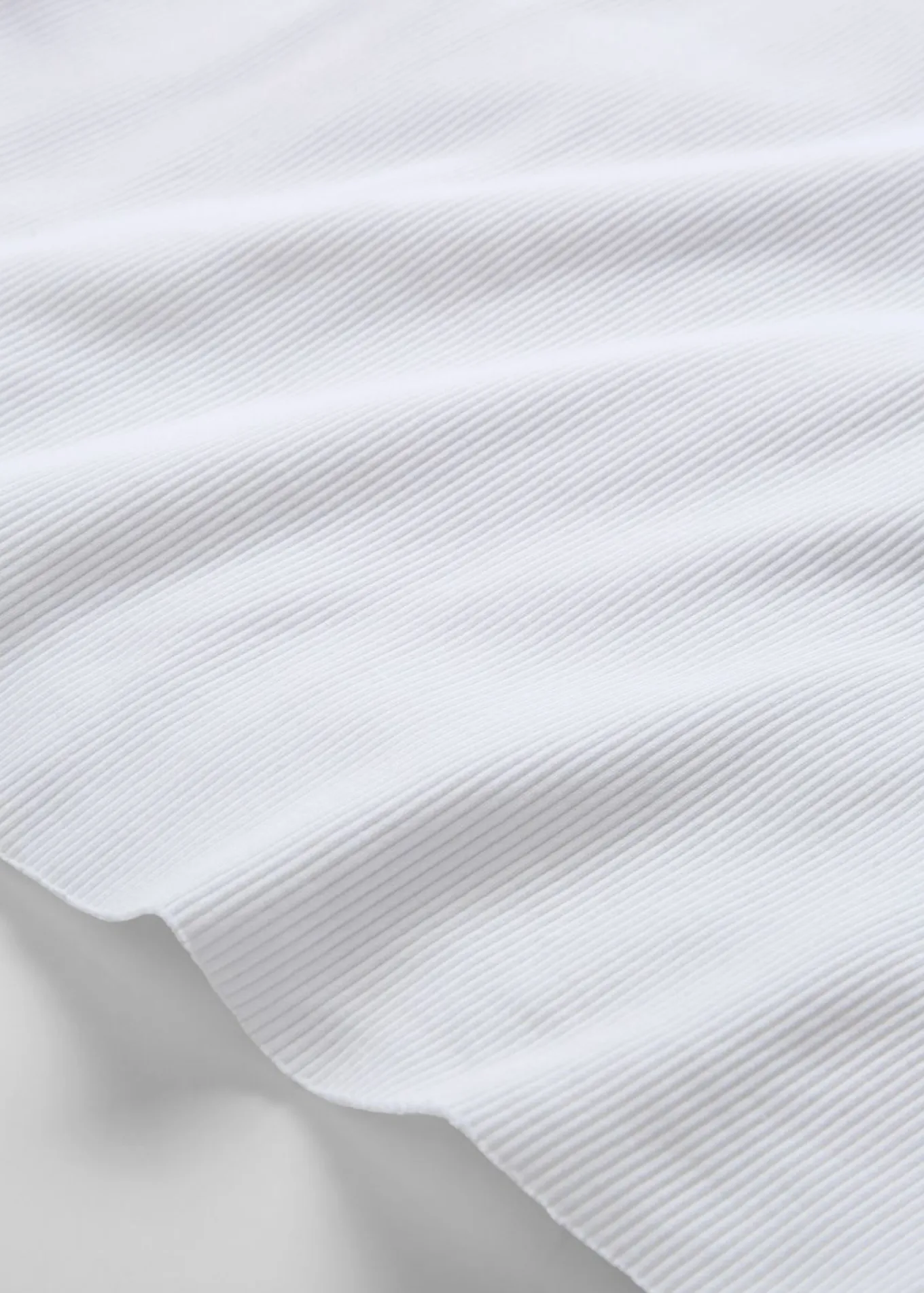 Camiseta corta de canalé