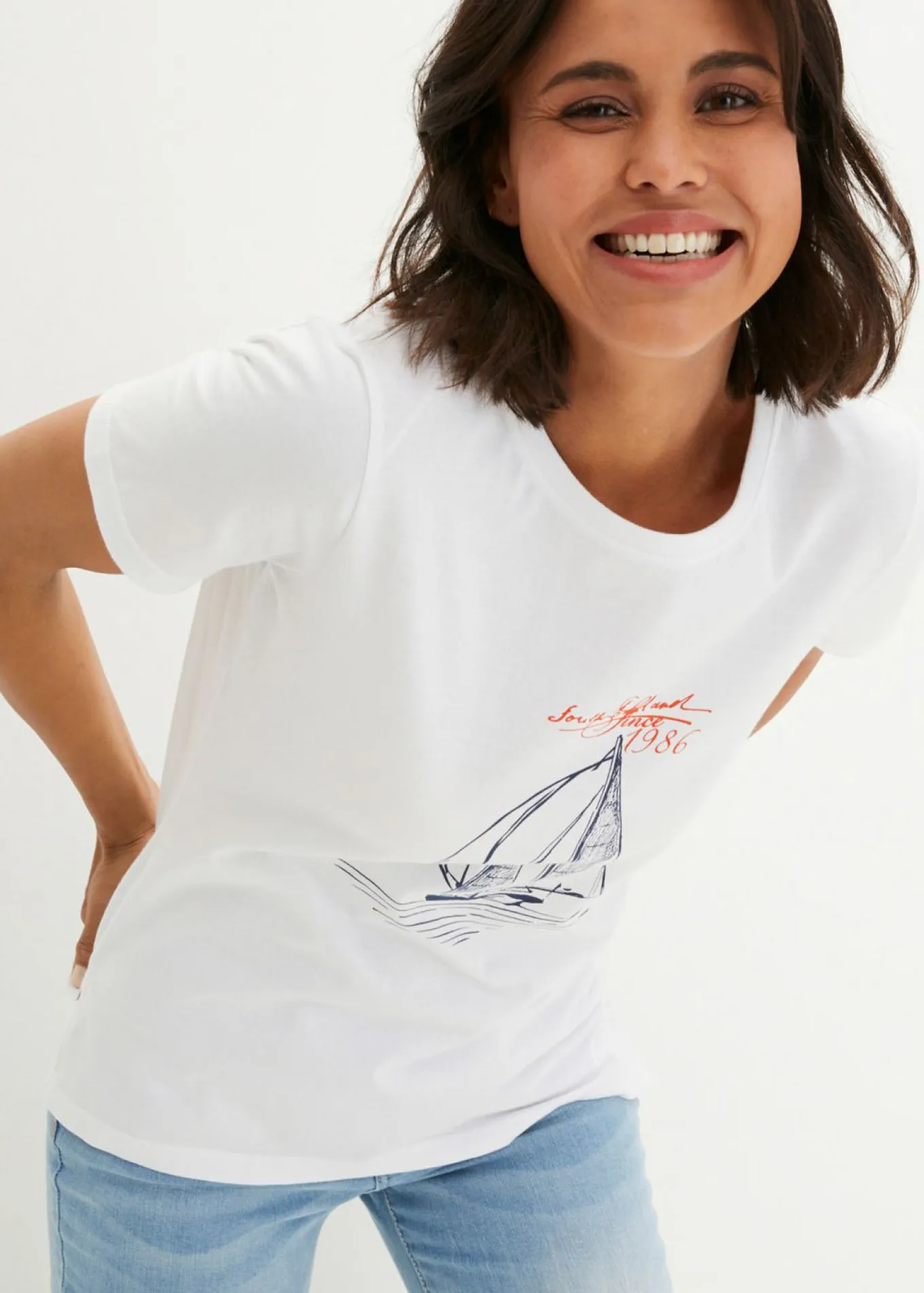 Camiseta de algodón con abertura lateral y estampado