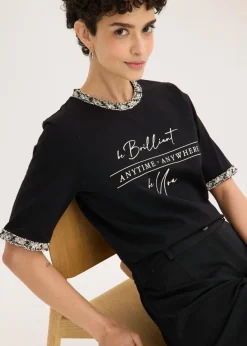 Camiseta de algodón orgánico con cinta decorativa