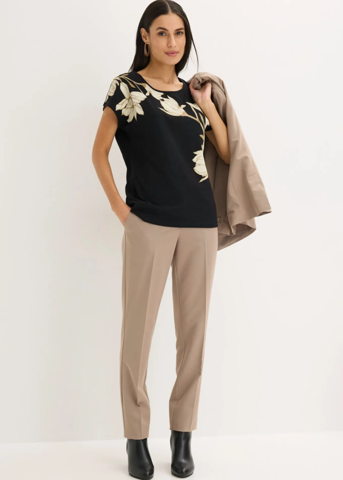Camiseta de algodón orgánico con estampado de flores