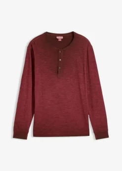 Camiseta de algodón orgánico con manga larga, cuello henley y aspecto desgastado