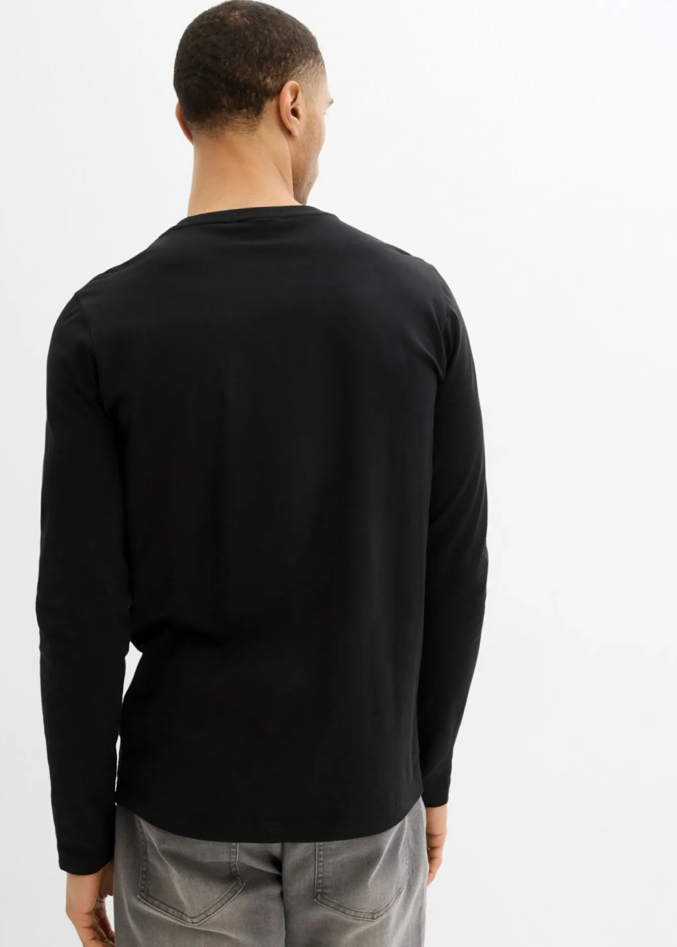 Camiseta de algodón orgánico puro con manga larga y corte ajustado