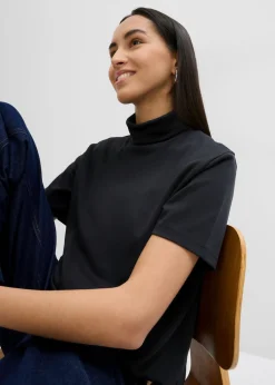 Camiseta de algodón orgánico puro con cuello alto