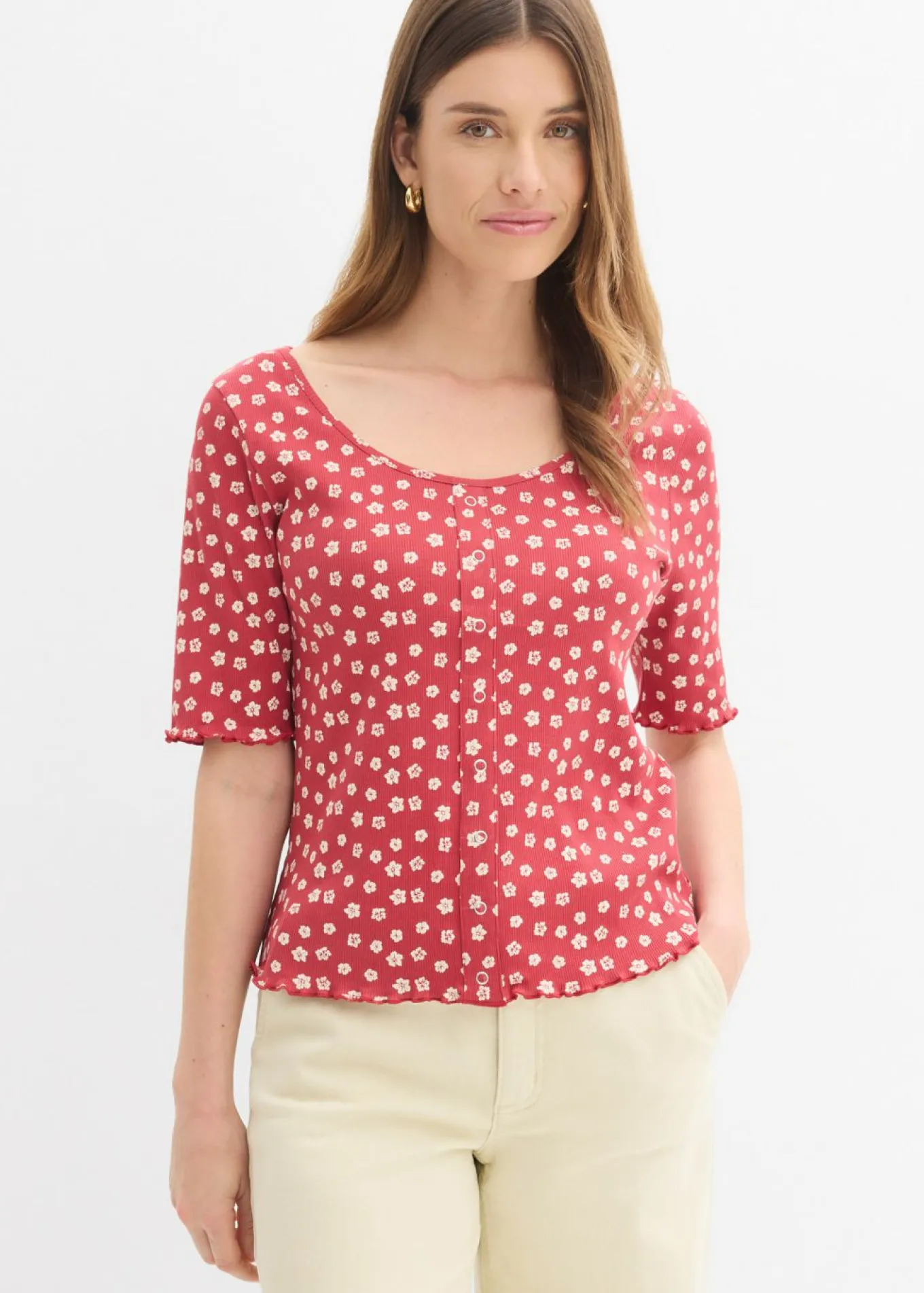 Camiseta de canalé con estampado de flores y manga corta