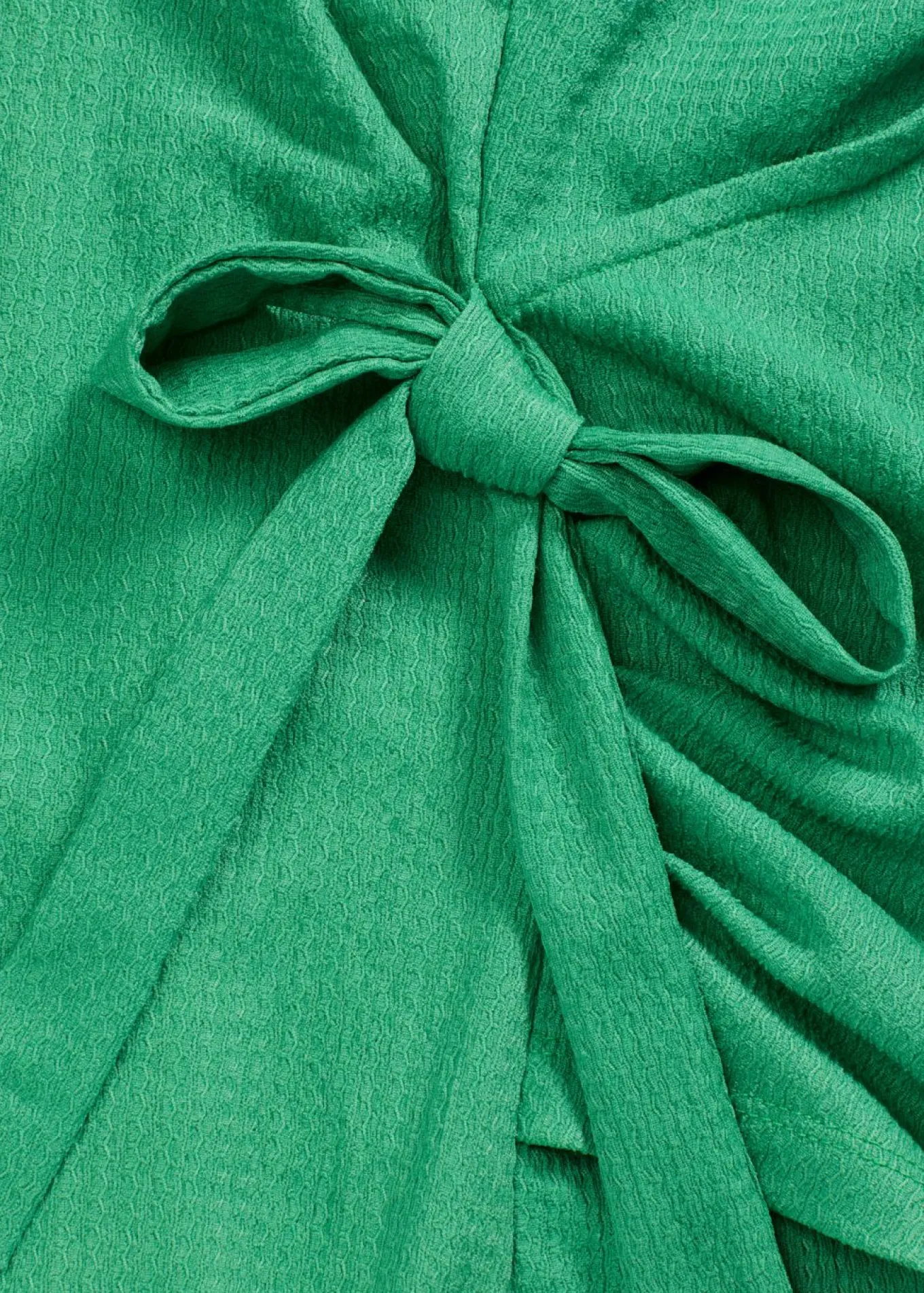 Camiseta de crepé de punto con aspecto cruzado