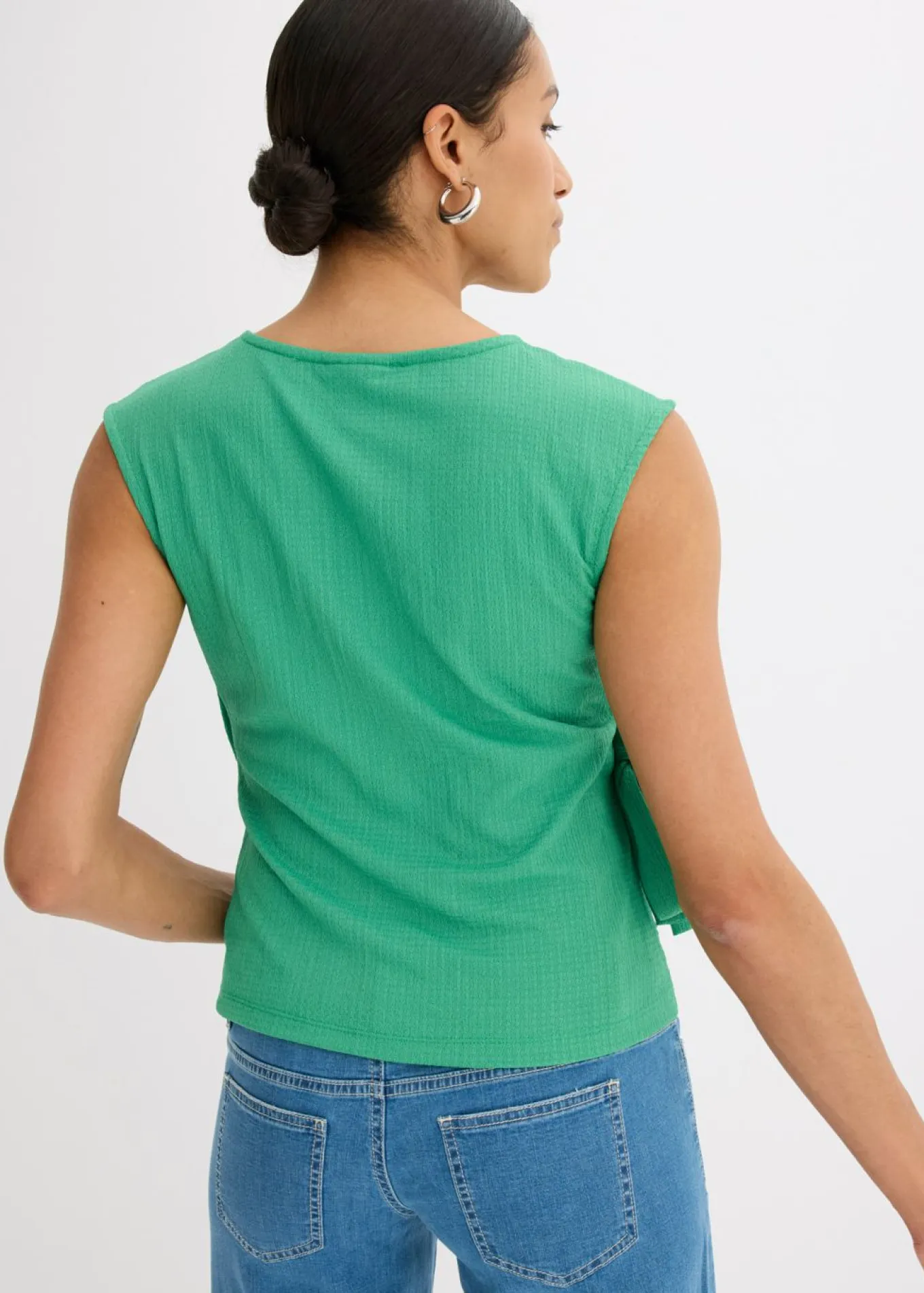 Camiseta de crepé de punto con aspecto cruzado