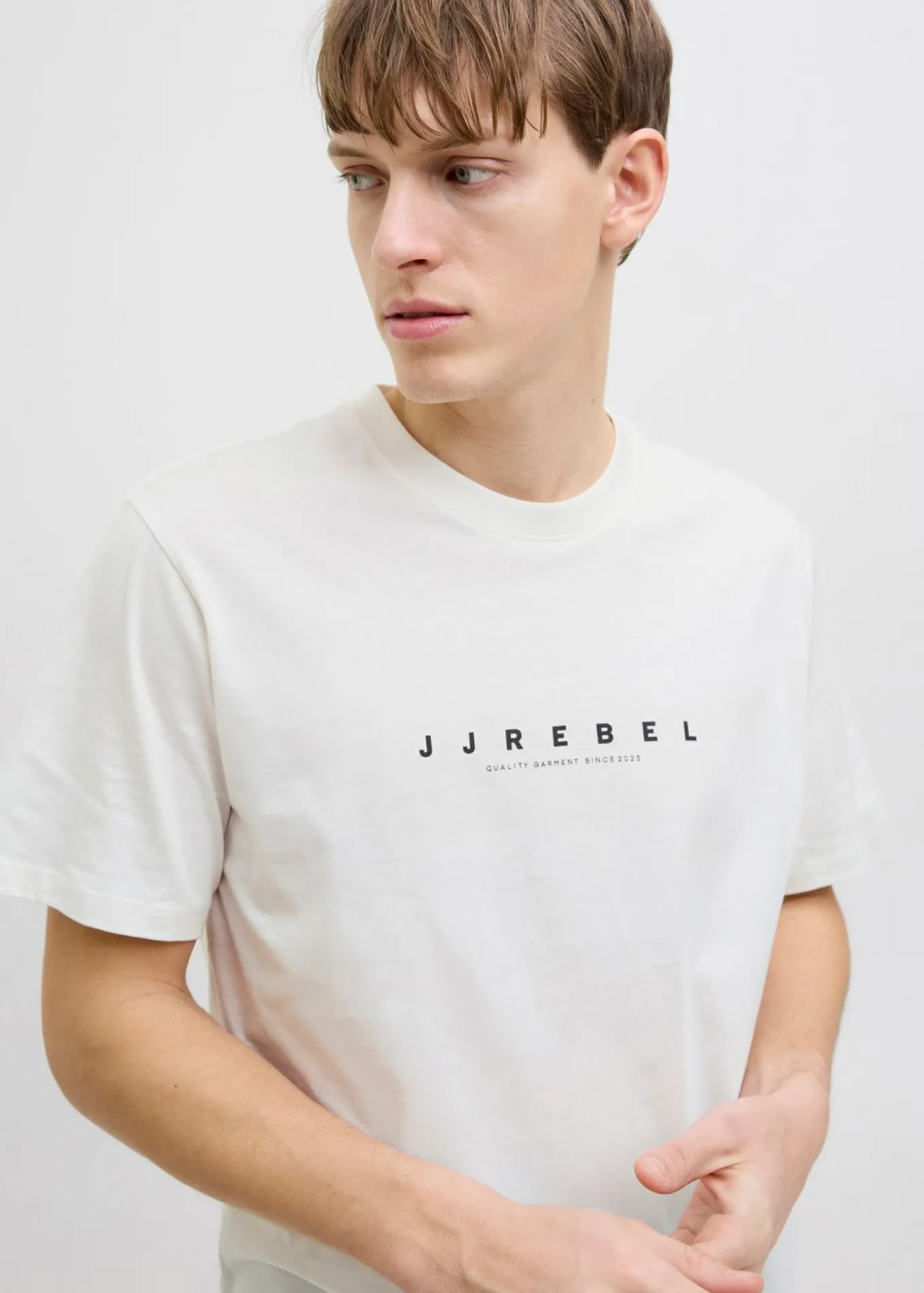 Camiseta de JJ REBEL de algodón puro con corte holgado