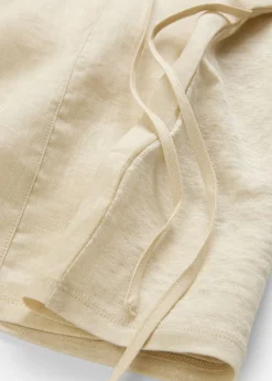 Camiseta de lino puro con ribete tejido