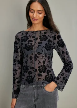 Camiseta de manga larga con leve transparencia