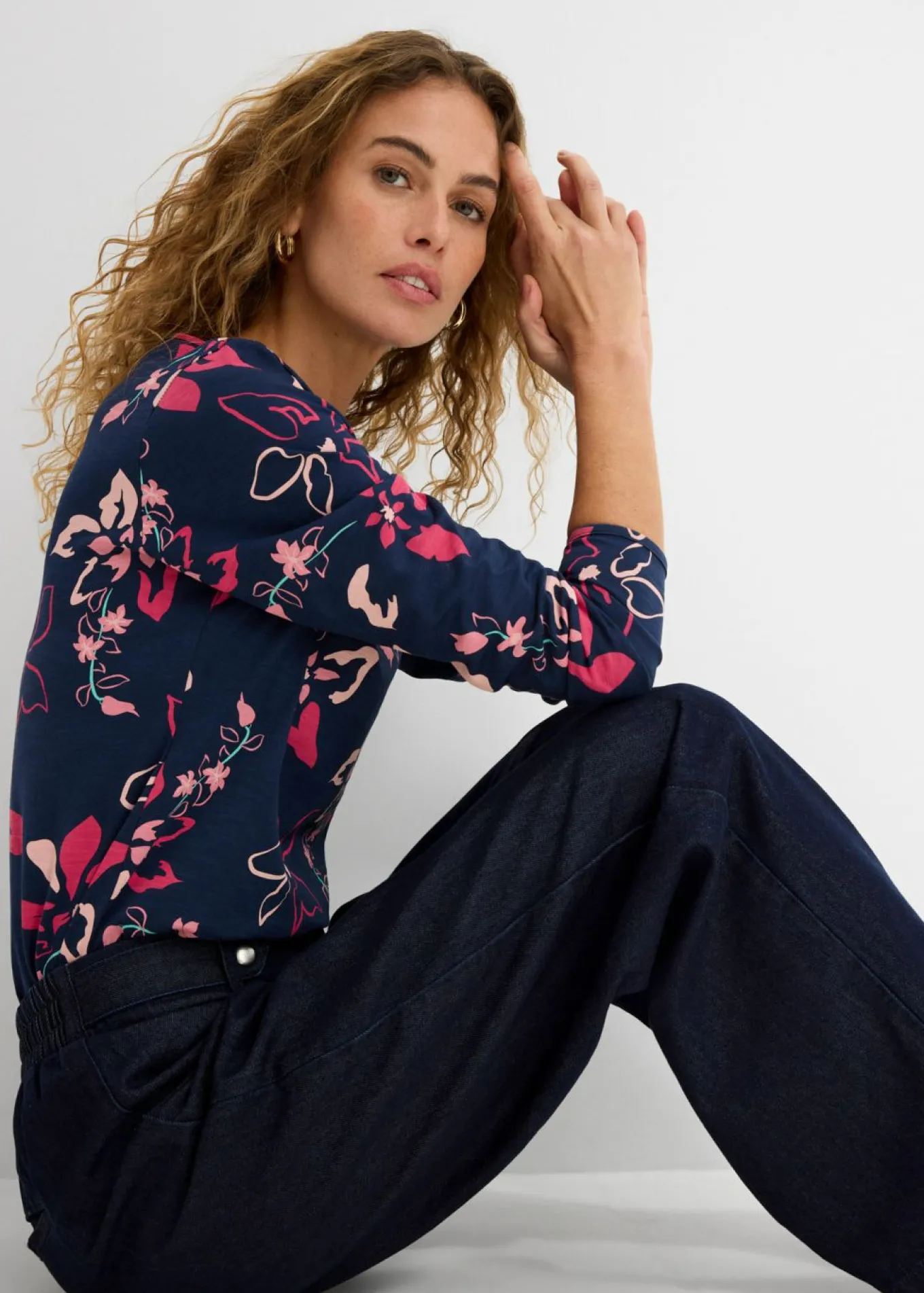 Camiseta de manga larga con estampado floral