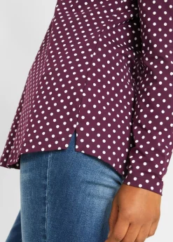 Camiseta de manga larga de lunares con aberturas laterales
