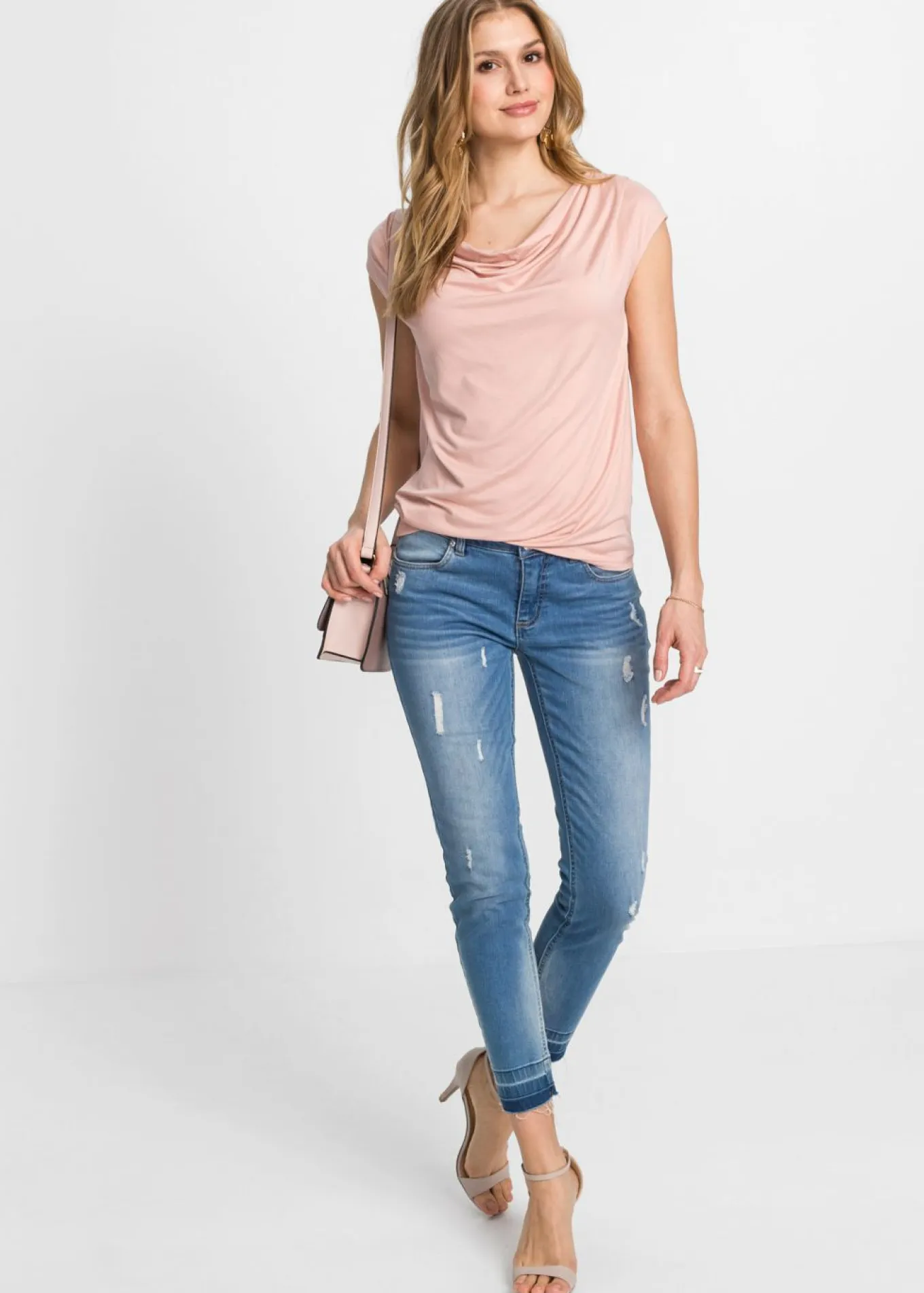 Camiseta de mezcla de viscosa con escote en cascada