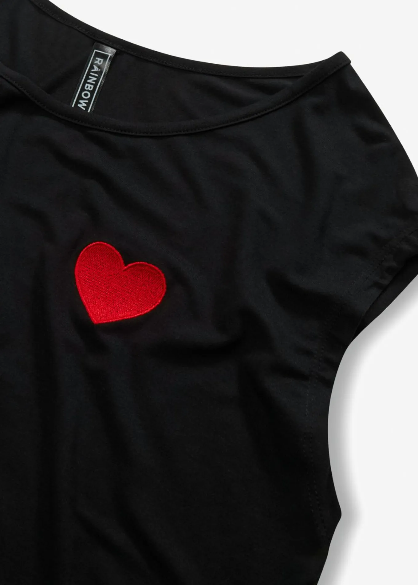 Camiseta de mezcla de viscosa fluida con dobladillo asimétrico