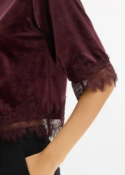 Camiseta de terciopelo con encaje