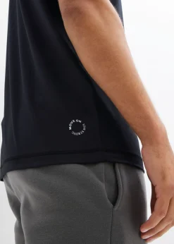 Camiseta deportiva con aspecto estructurado