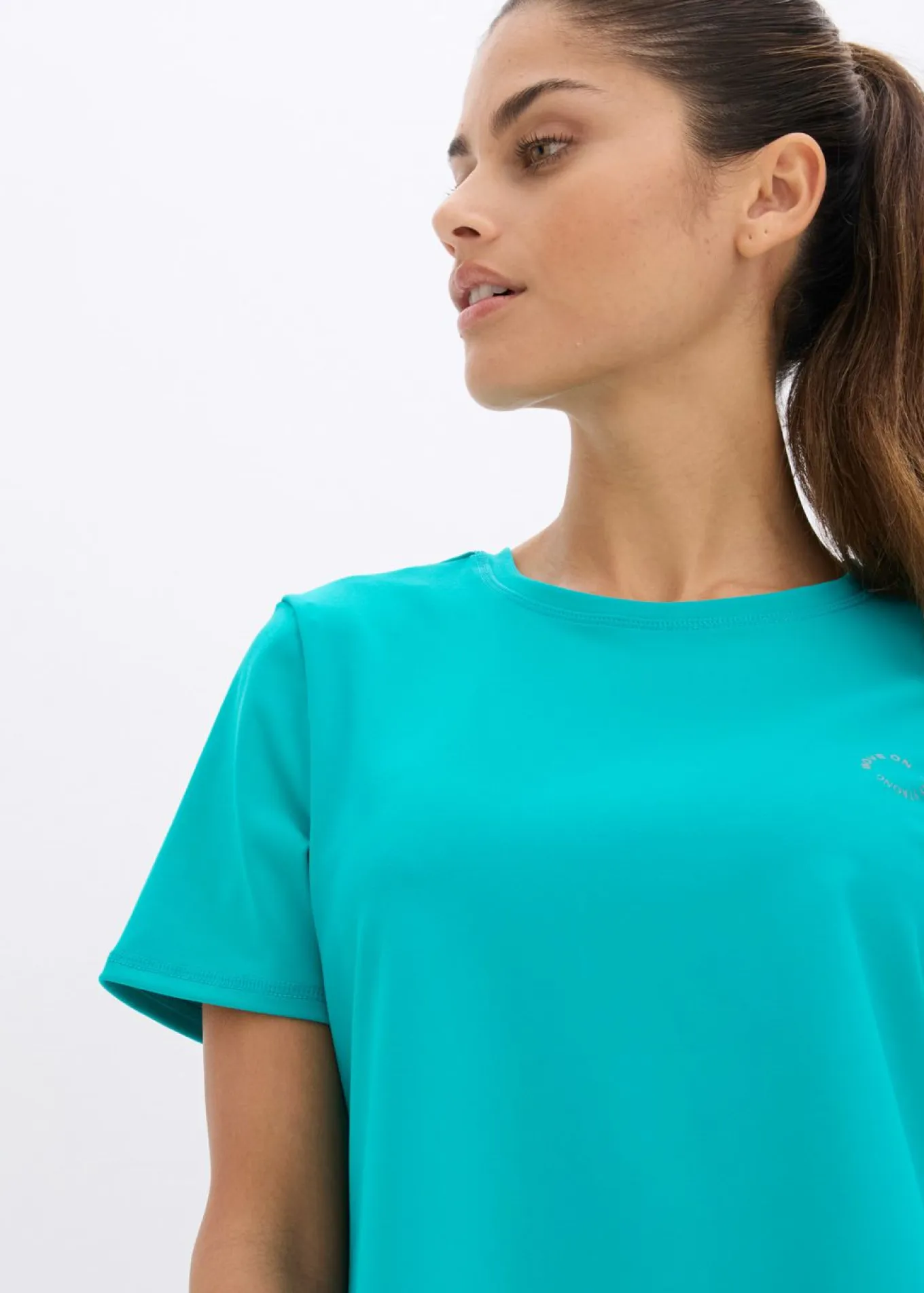 Camiseta deportiva de algodón resistente