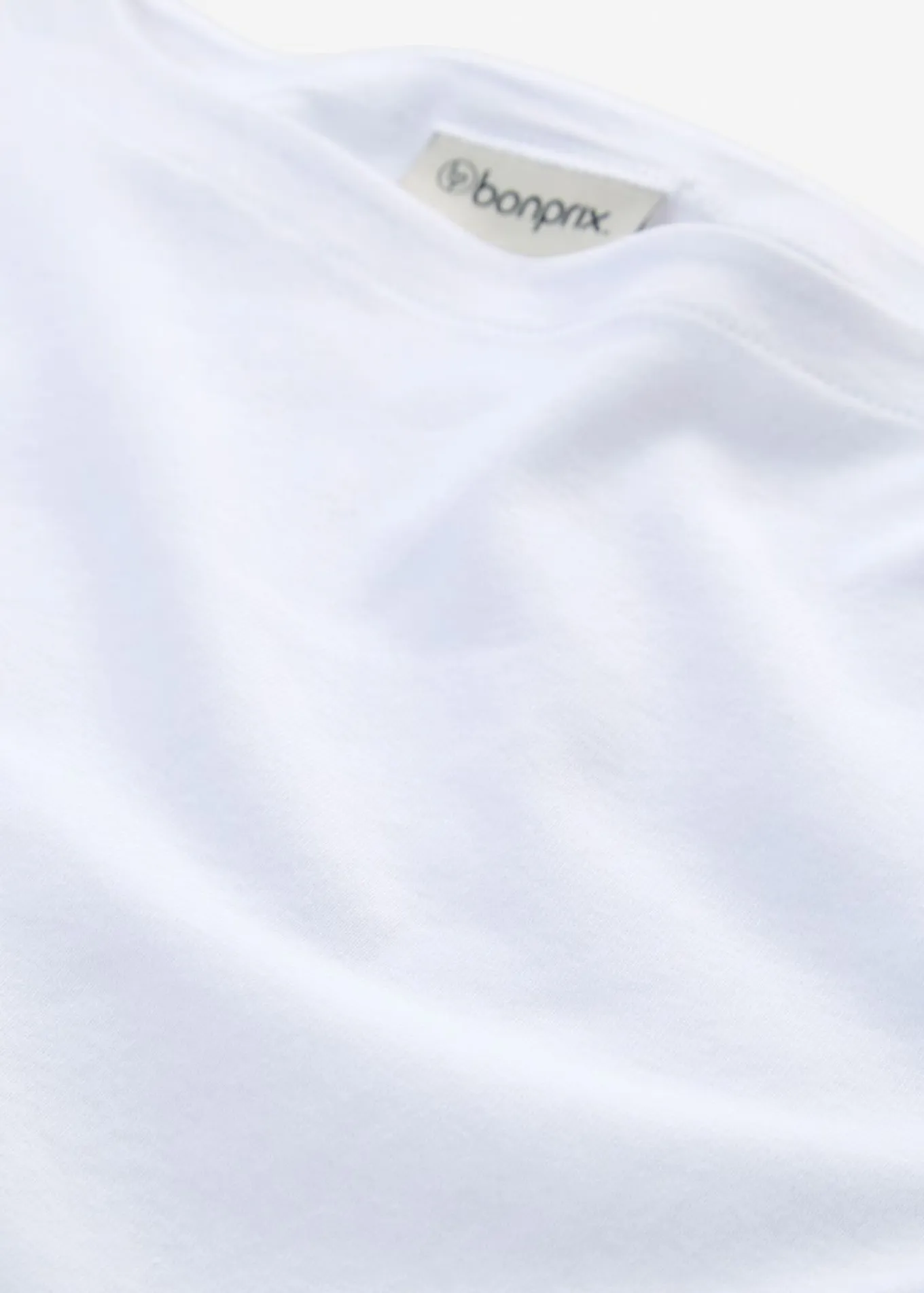 Camiseta elástica con escote en forma de U