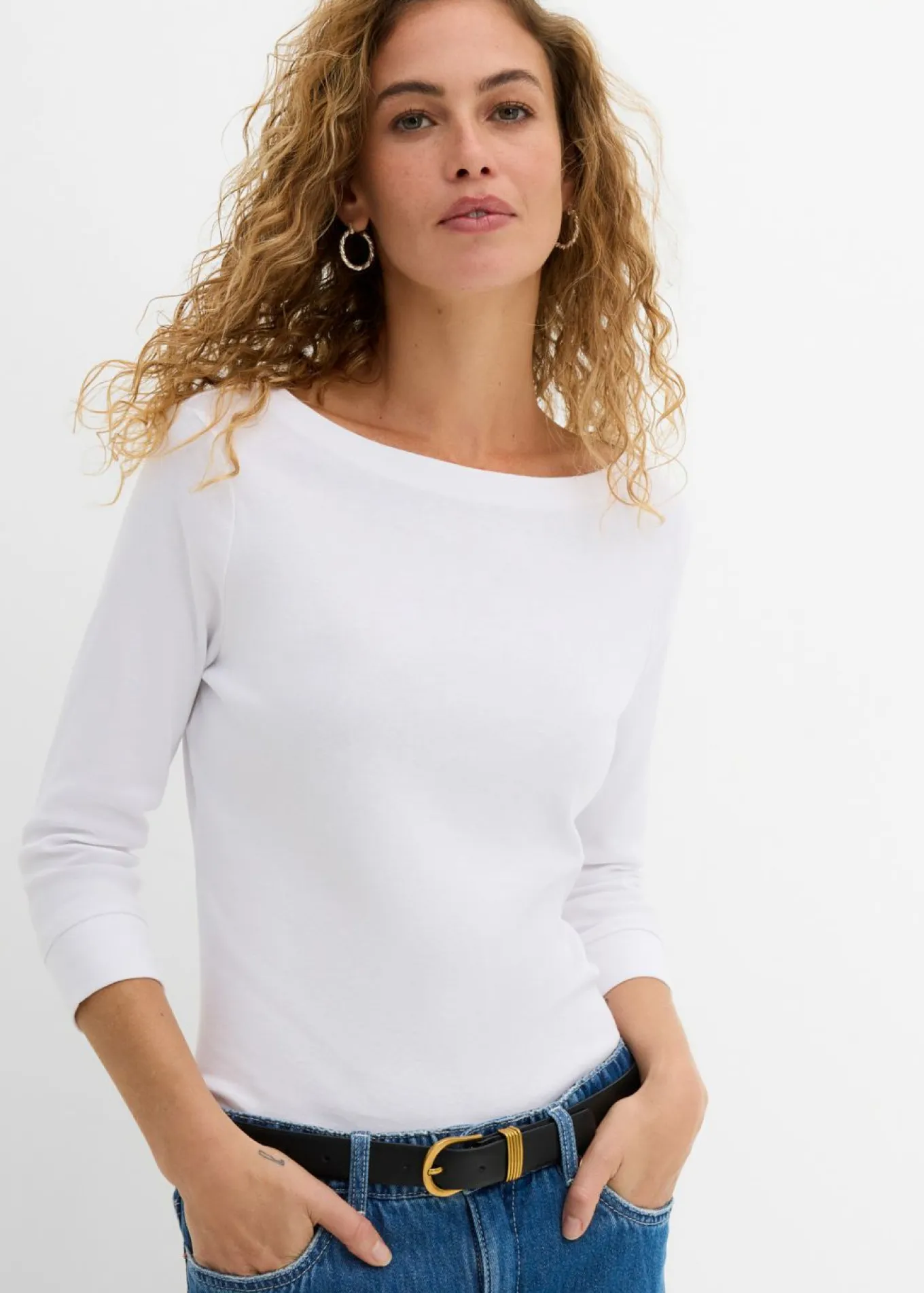 Camiseta elástica con escote en forma de U