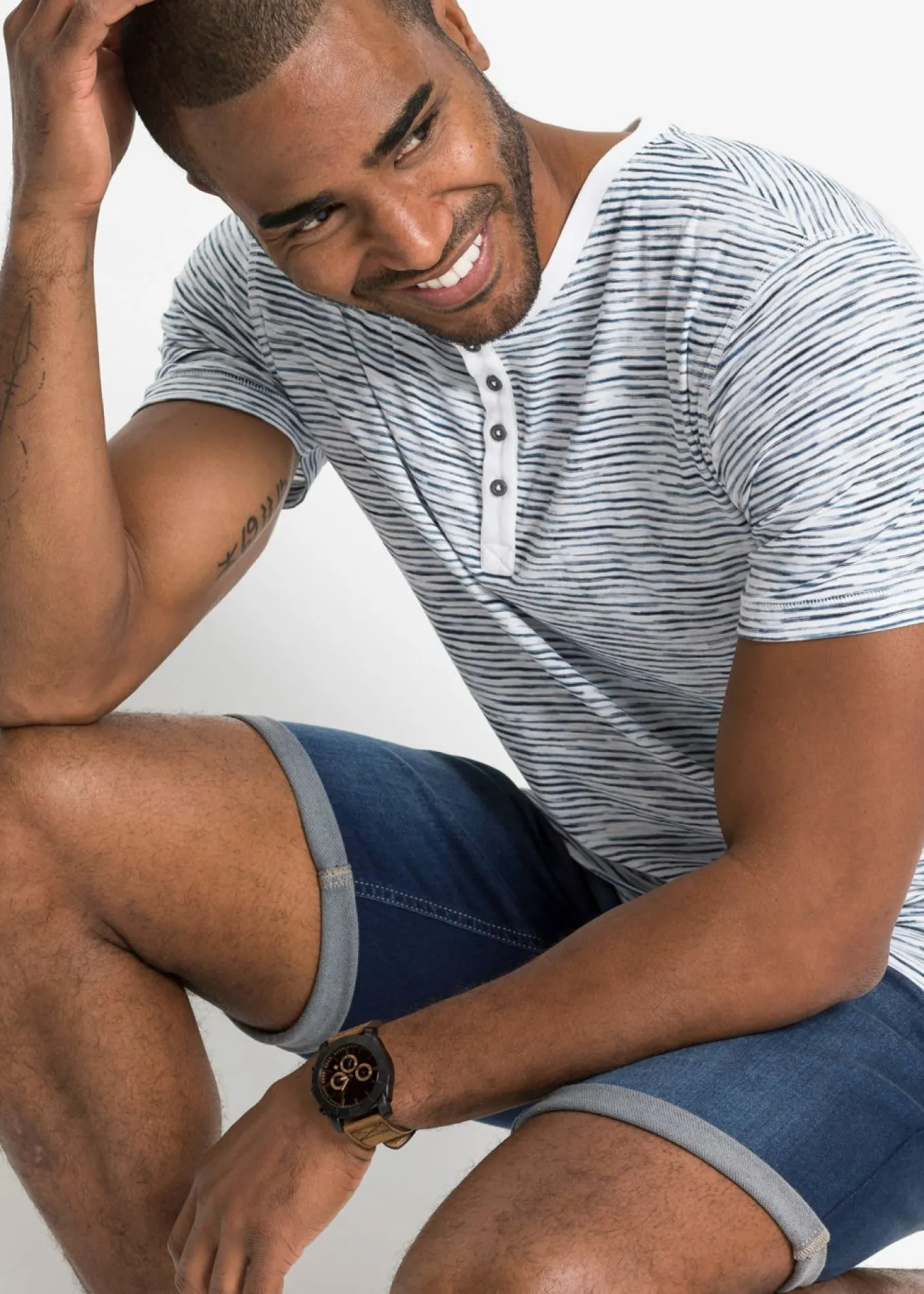 Camiseta henley de algodón puro con manga corta
