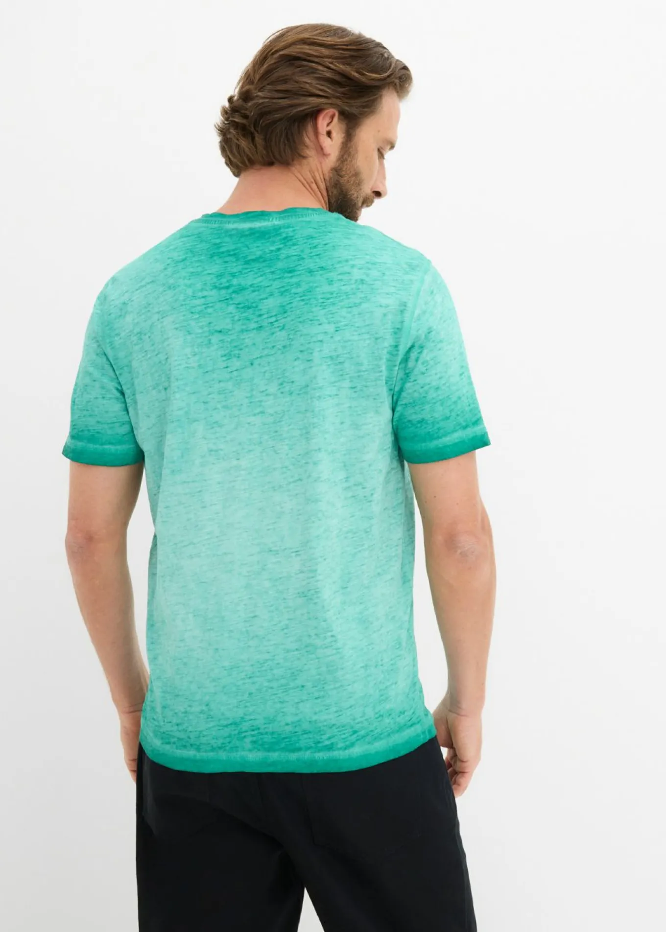Camiseta henley de manga corta de algodón orgánico puro con aspecto lavado
