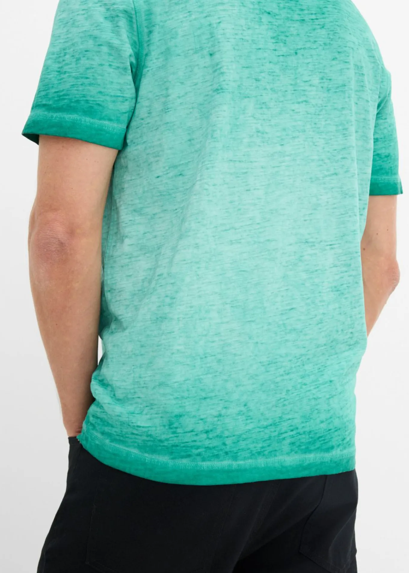 Camiseta henley de manga corta de algodón orgánico puro con aspecto lavado