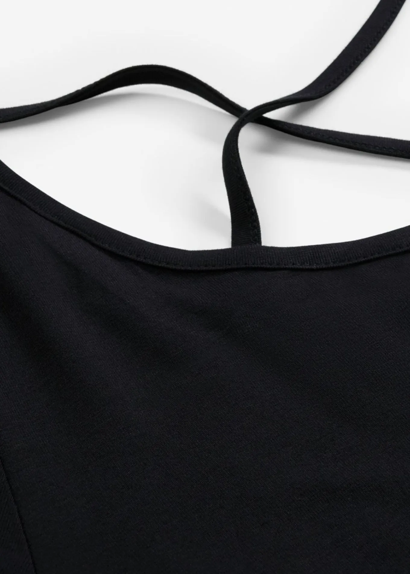 Camiseta larga de pico