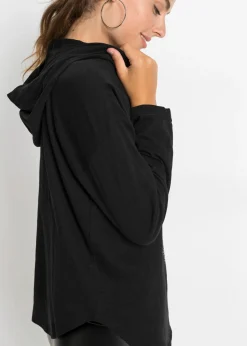 Camiseta larga oversize con capucha