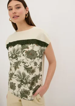 Camiseta oversize con cinta de encaje