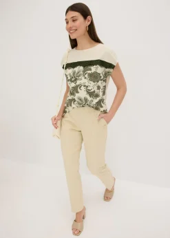 Camiseta oversize con cinta de encaje