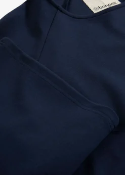 Camiseta tipo capa de manga larga